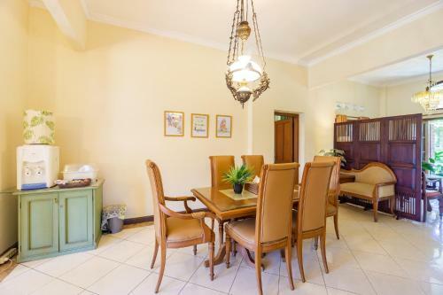 Villa Griya Kencana Jogja By Bukit Vista