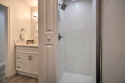 Apartamento Oceanfront Condo With Pool - Steps To The Beach