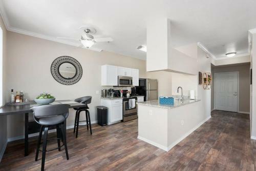 Apartamento Beautiful Artist Suite Next To Green Belt/ Trails