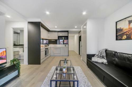 Apartamento A Modern & Cozy 2br Apt, 5-min Walk To Melbourne Central