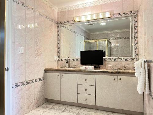 Villa Noho Luxury Oasis
