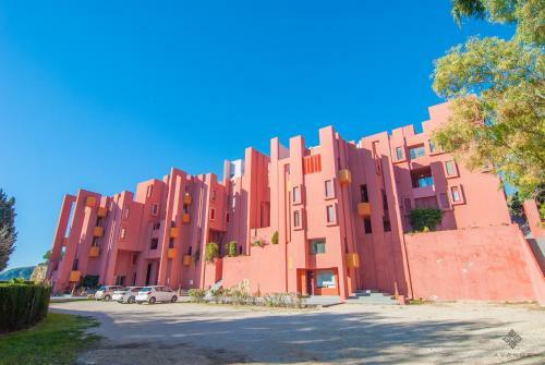 Apartamento Muralla Roja