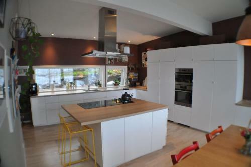 Modern Oceanfront Villa In The Centre Of Lofoten