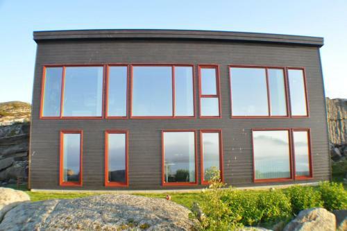 Modern Oceanfront Villa In The Centre Of Lofoten