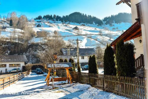 Hostal Pixxel House