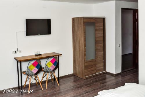 Hostal Pixxel House