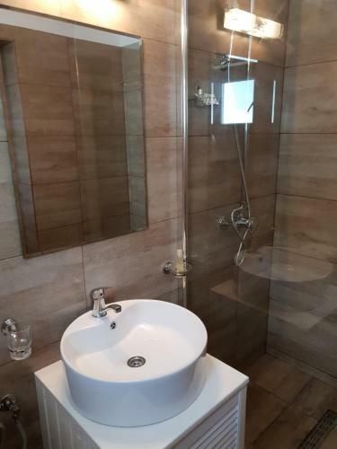 Hostal Vila Blanca M6 Mamaia Nord