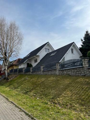 Villa White House Cieplice