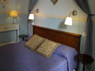 Hostal Center Inn