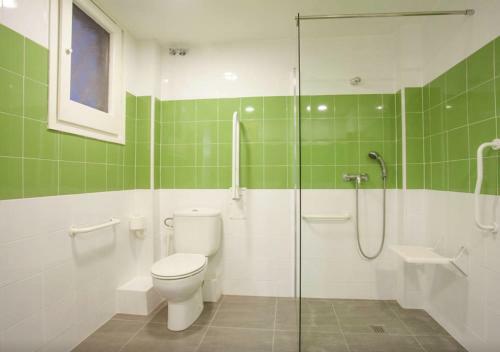 Holidaysbcn Hostel