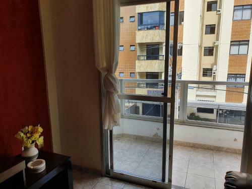 Apartamento Edificio Olinda, 50mts Da Praia Do Morro