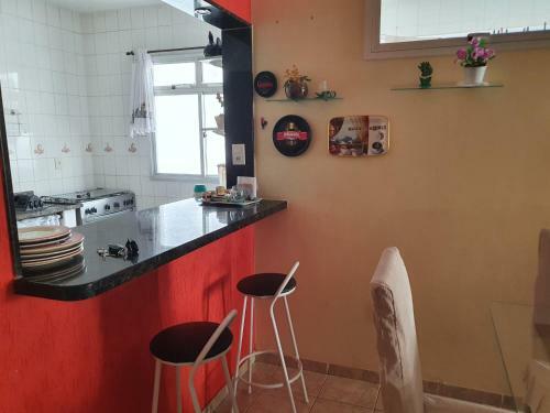 Apartamento Edificio Olinda, 50mts Da Praia Do Morro