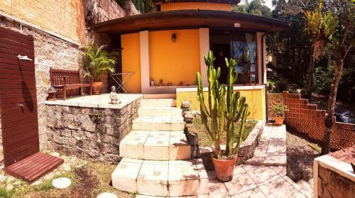 Hostal Plumeria Guest House