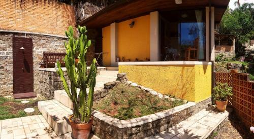 Hostal Plumeria Guest House