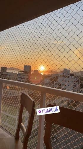Apartamento Praia Da Enseada Com Vista Para O Mar