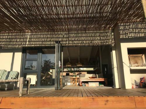 Villa Afrishack