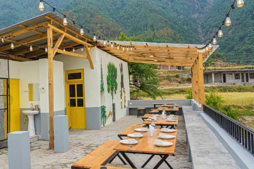 The Hosteller Kareri