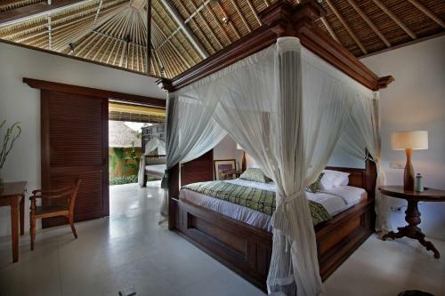 Istana Semer - Lovely Spacious Bali Tropical Villa