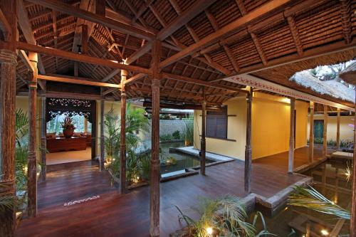 Istana Semer - Lovely Spacious Bali Tropical Villa