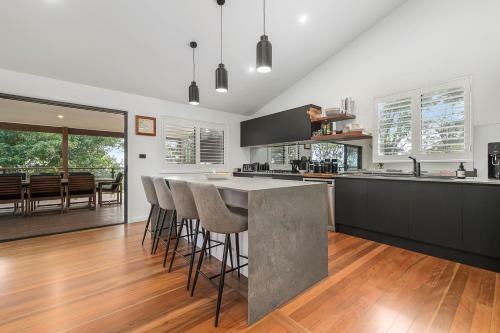24 Hibiscus Crescent