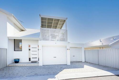 Scarborough Laneway Apartment - Executive Escapes