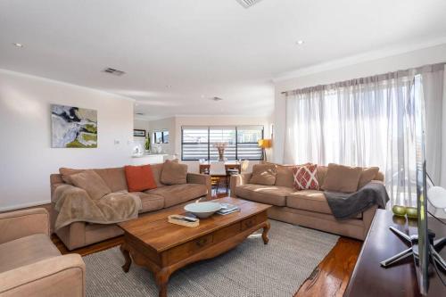 Scarborough Laneway Apartment - Executive Escapes