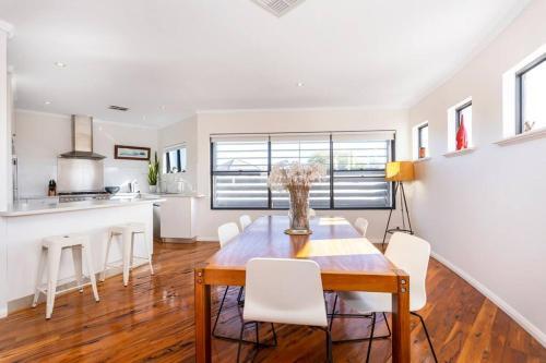 Scarborough Laneway Apartment - Executive Escapes