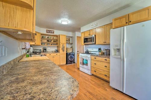 Eco-friendly Escape In Cortez - Pets Welcome!