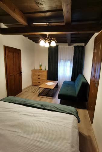 Hostal S�v�rlak