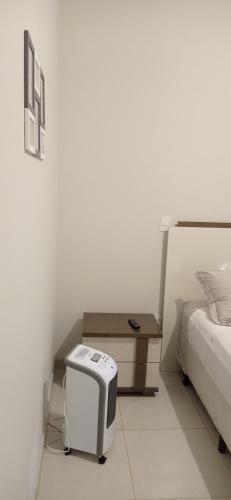 Apartamento Kitnet Aconchegante Com P�tio Arborizado.
