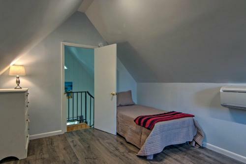 Updated Bethany Beach Home With Deck - 1 Mi To Ocean!