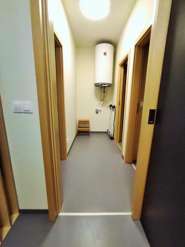 Apartm�ny ?�?ky Lll