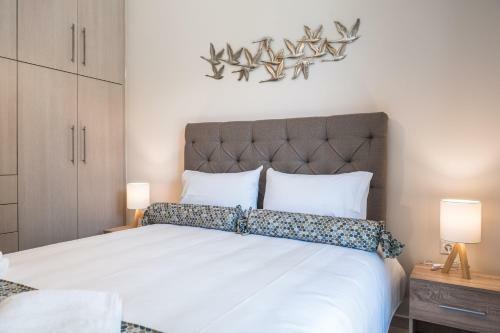 Effie's Two Bedroom Apartment
