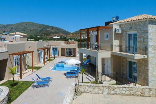 Villa In Nopigia With Garden