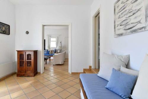 Villa Blue & White At Golden Beach