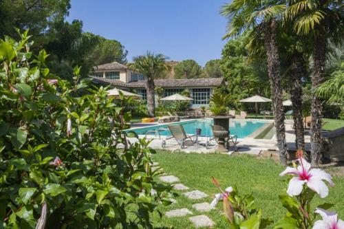 Apartamento Luxurious Villa Rental Boasts 10 Bedrooms