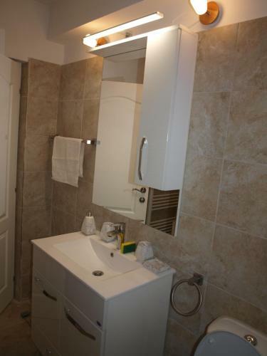 Amavera Apartment