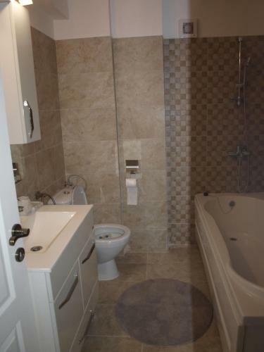 Amavera Apartment
