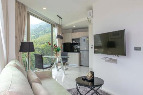 1 Bed Mountain View Apartment Close To Beach - B65
