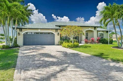 Villa Beautiful 4-bed, 2-bath, Plus Den, W/heated Pool