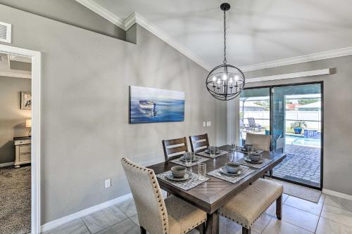 Stunning Cape Coral Home With Open Floor Plan!