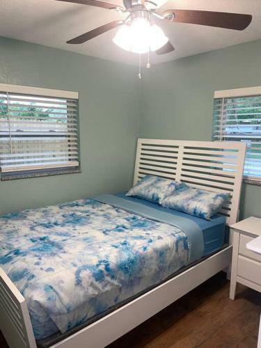 Charming 4br Home 10mins Away From Beaches!