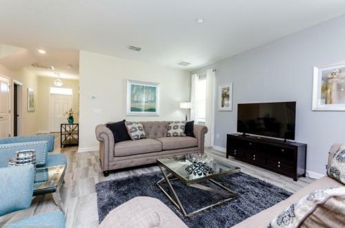 Palatial 6 Bdm Villa At Champions Gate Villa