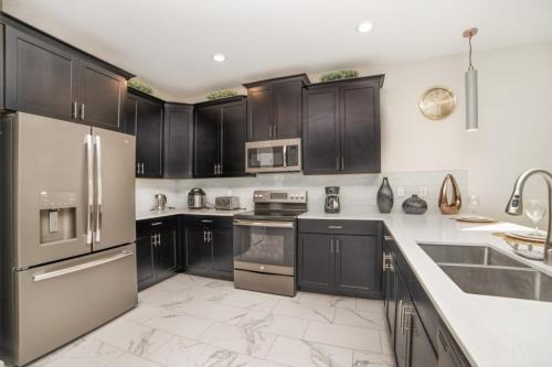 8812cruden Villa