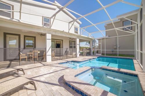 8812cruden Villa