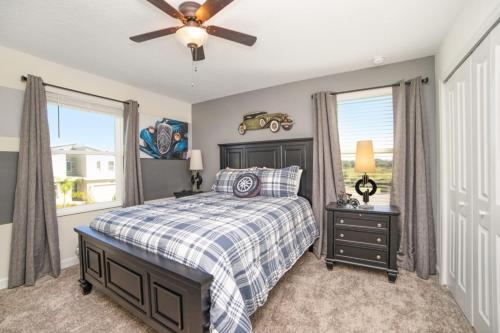 8812cruden Villa