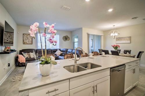 Disney-area Townhome With Lanai And Resort Amenities!