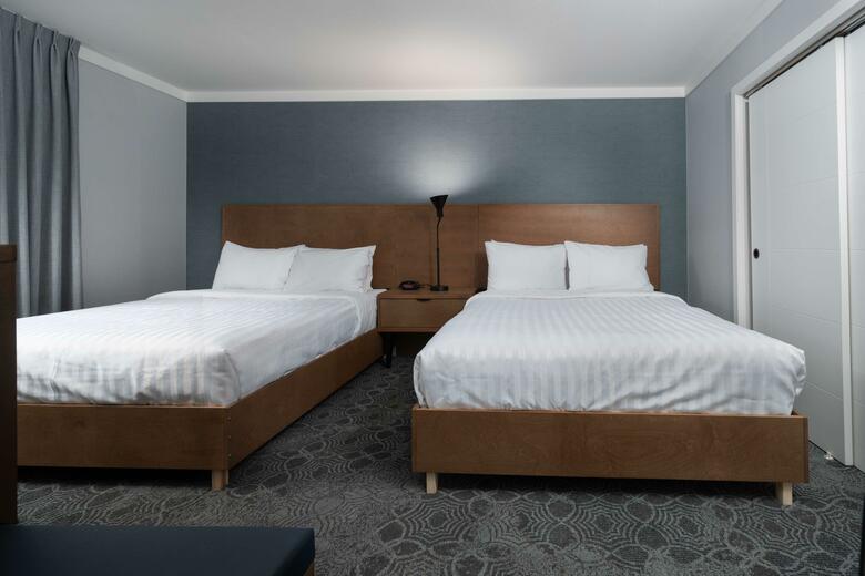 Hotel Comfort Inn & Suites