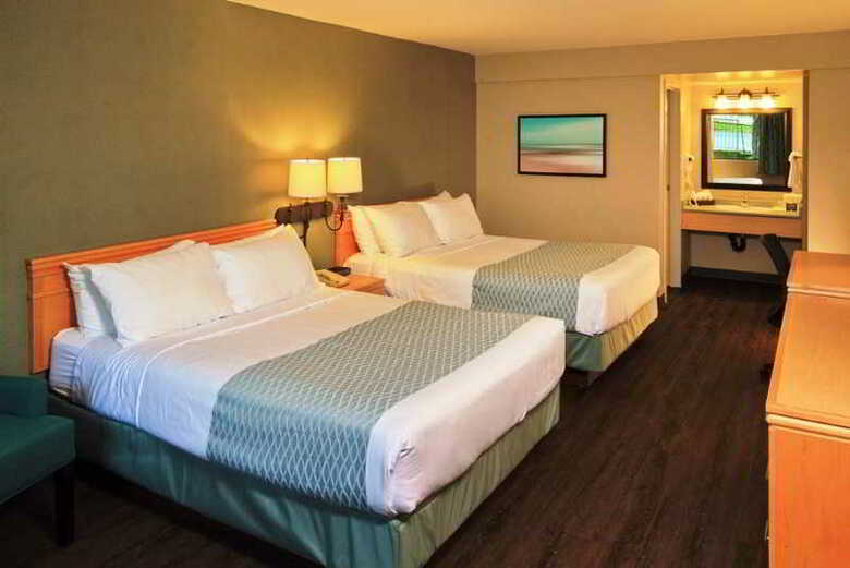 Hotel Accent Inns Kelowna