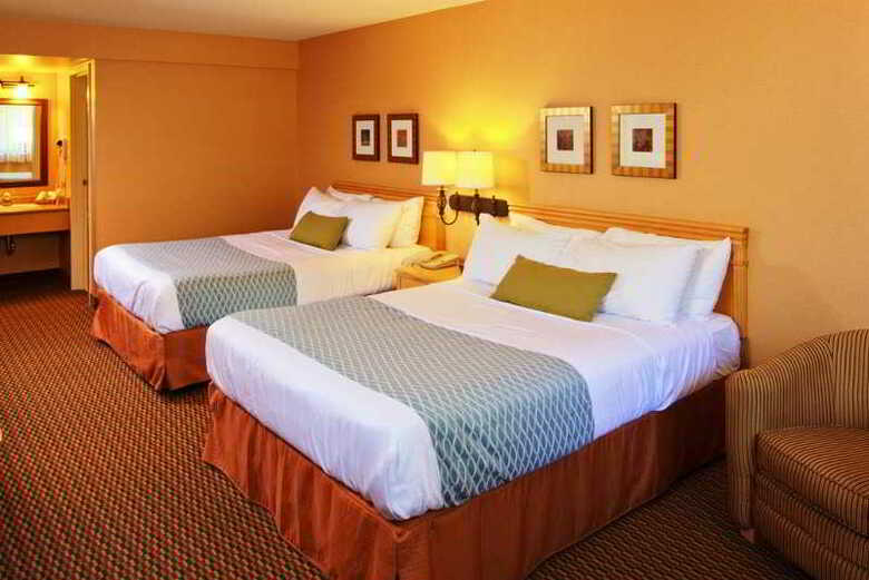 Hotel Accent Inns Kelowna
